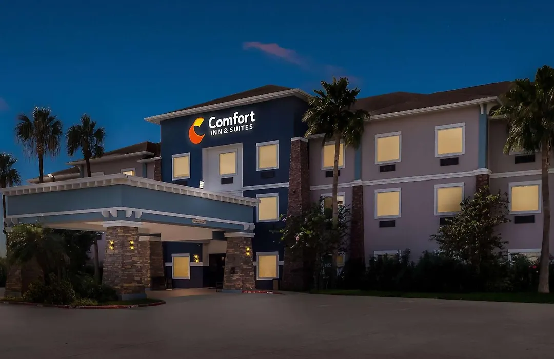 Comfort Inn & Suites Donna Near I-2-1
