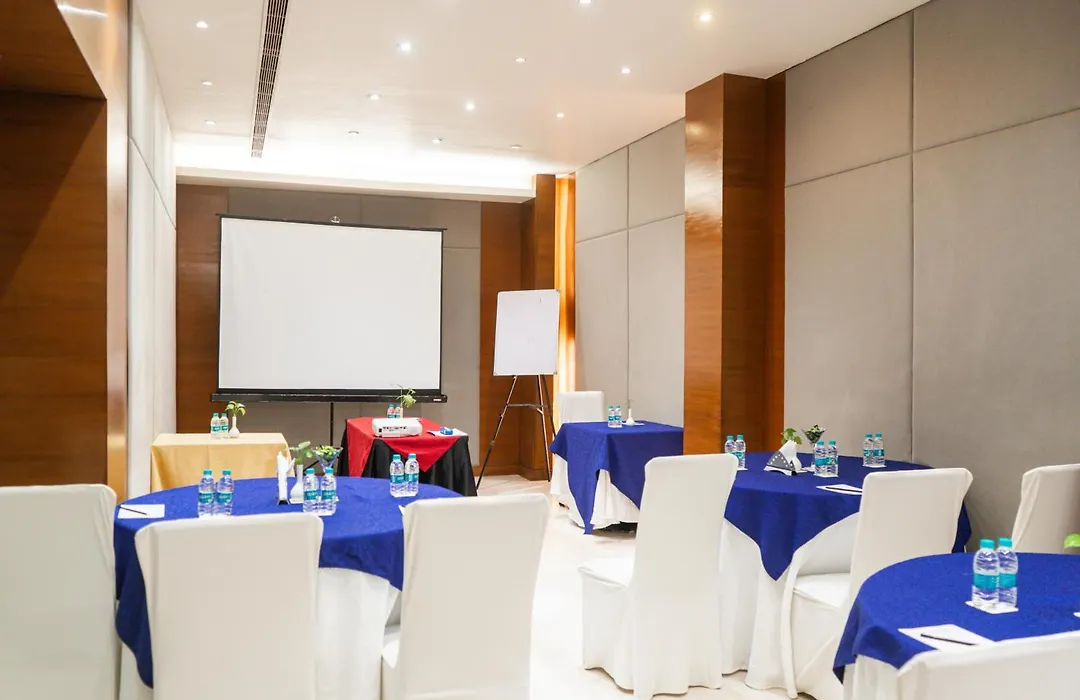 Udman Hotel Panchshila Park-1