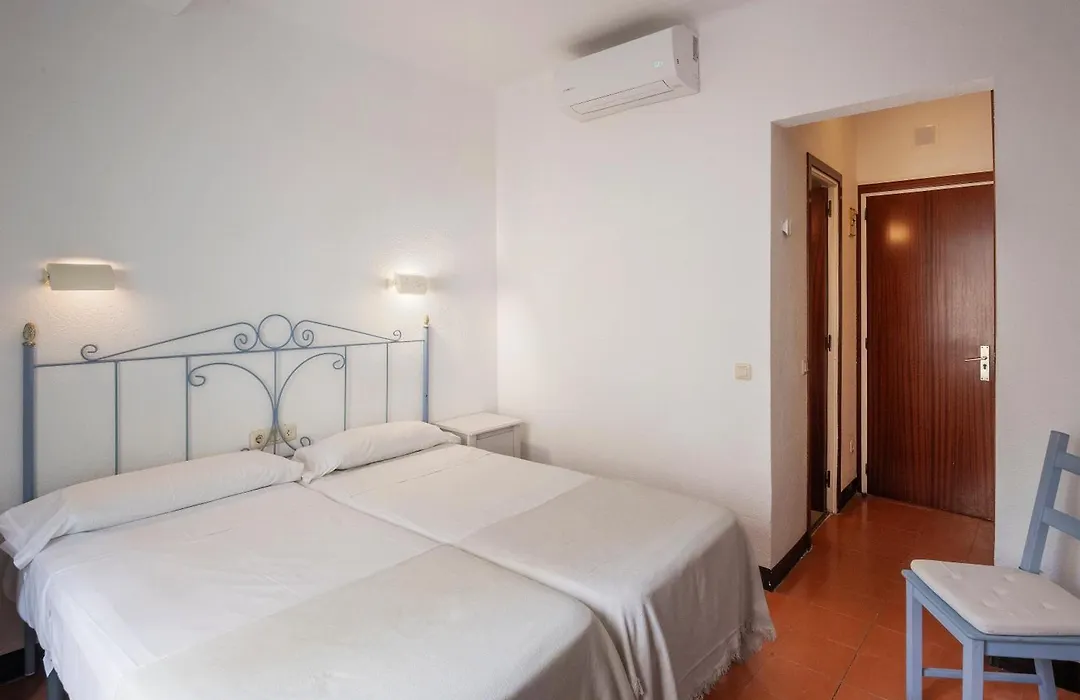 Hotel Caleta-1