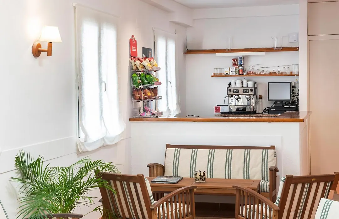 Hotel Caleta-1