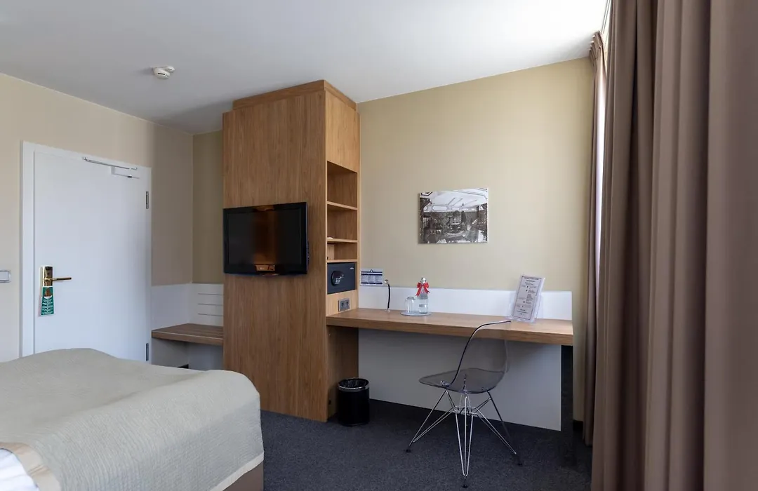 Hotel Ross-1