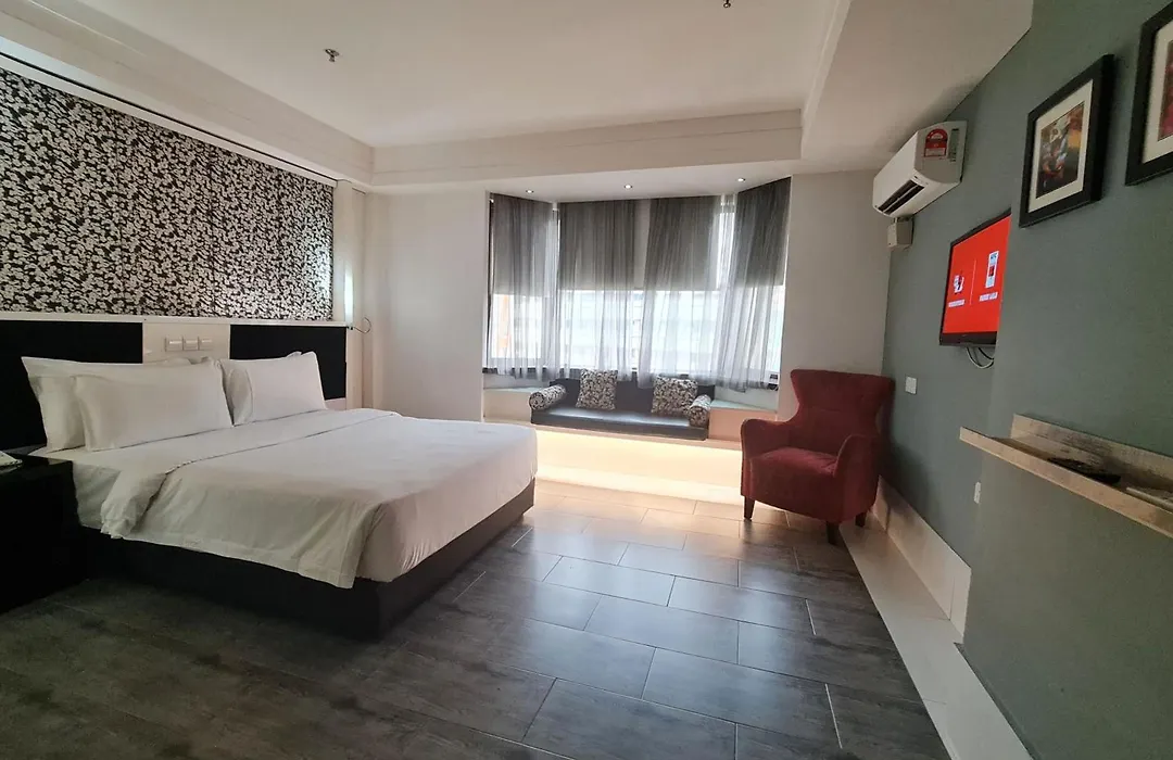 Arenaa Star Hotel-1