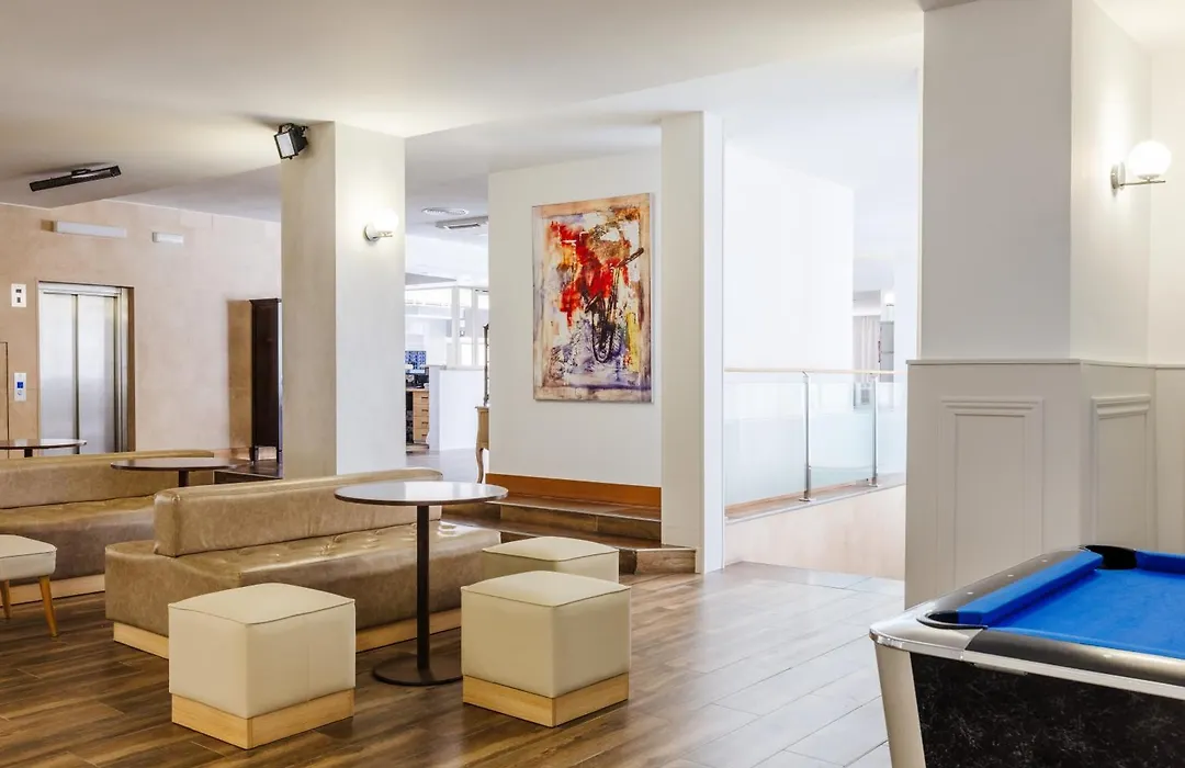Hotel Miami Calella-1