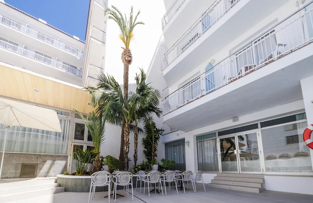 Hotel Miami Calella-1