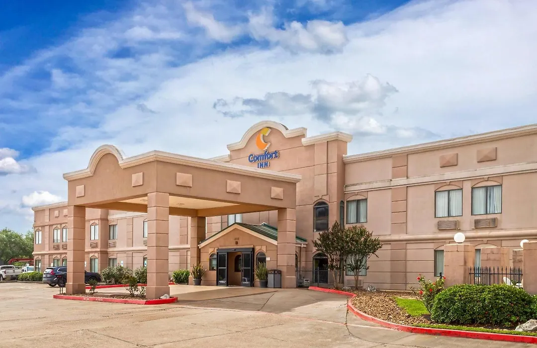Comfort Inn North Conroe-1
