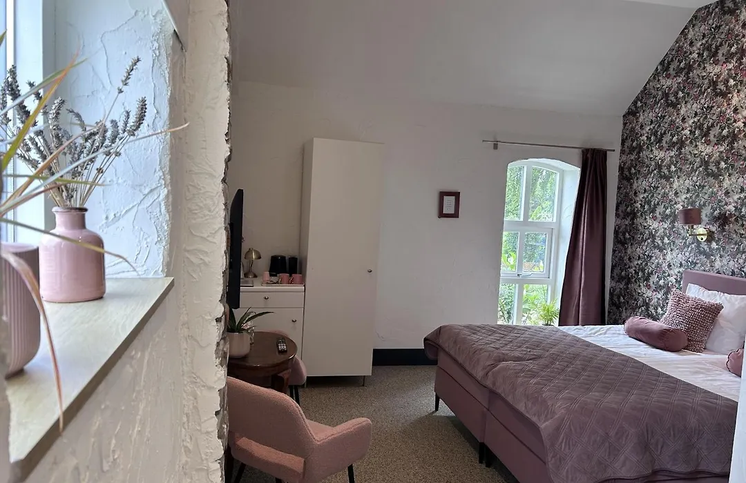 Mariafarm Boutique Hotel-1