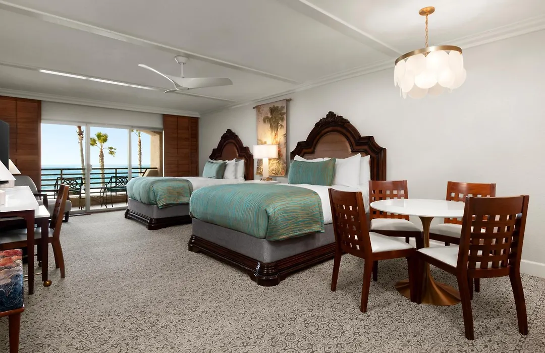 Pacific Terrace Hotel-1