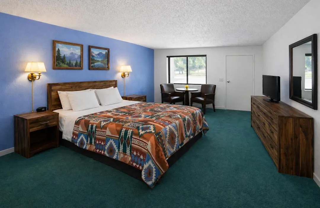 Branding Iron Motel-1