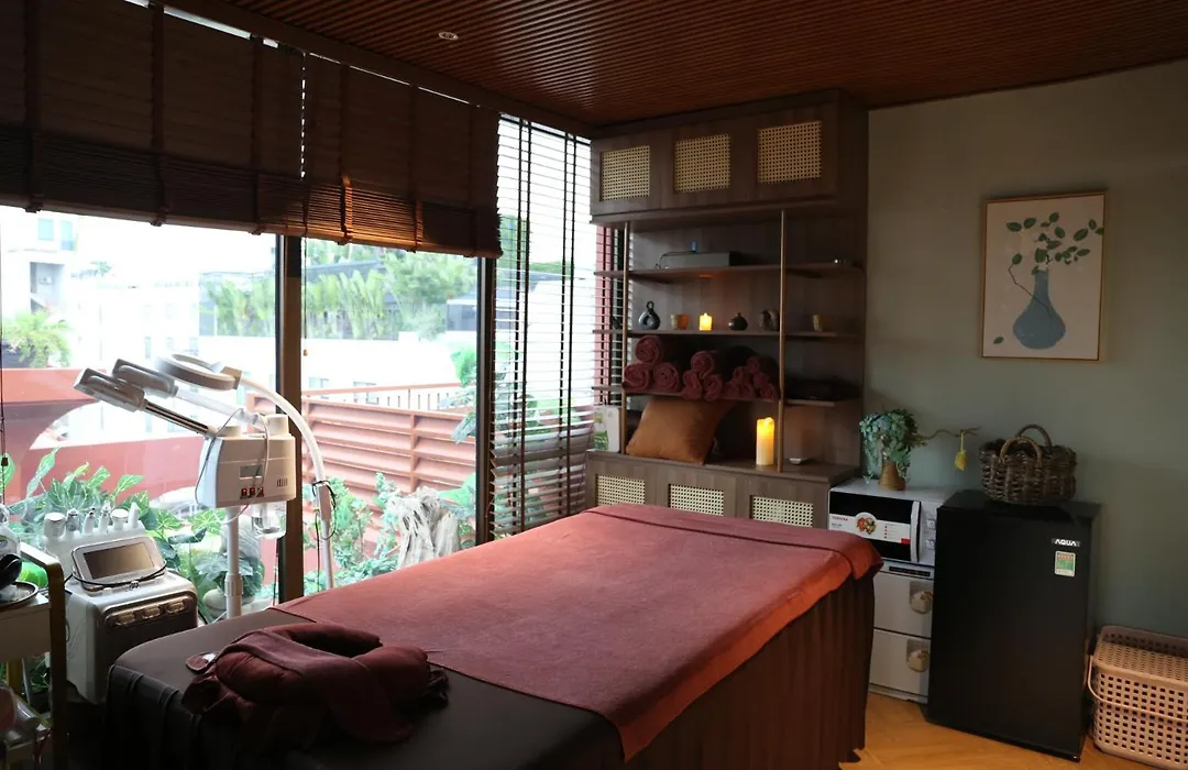Me Saigon Boutique Hotel-1