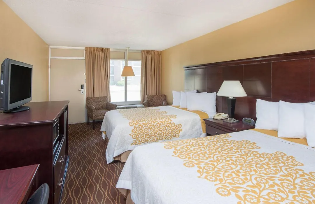 Days Inn By Wyndham Paducah I-24 Exit 4-1