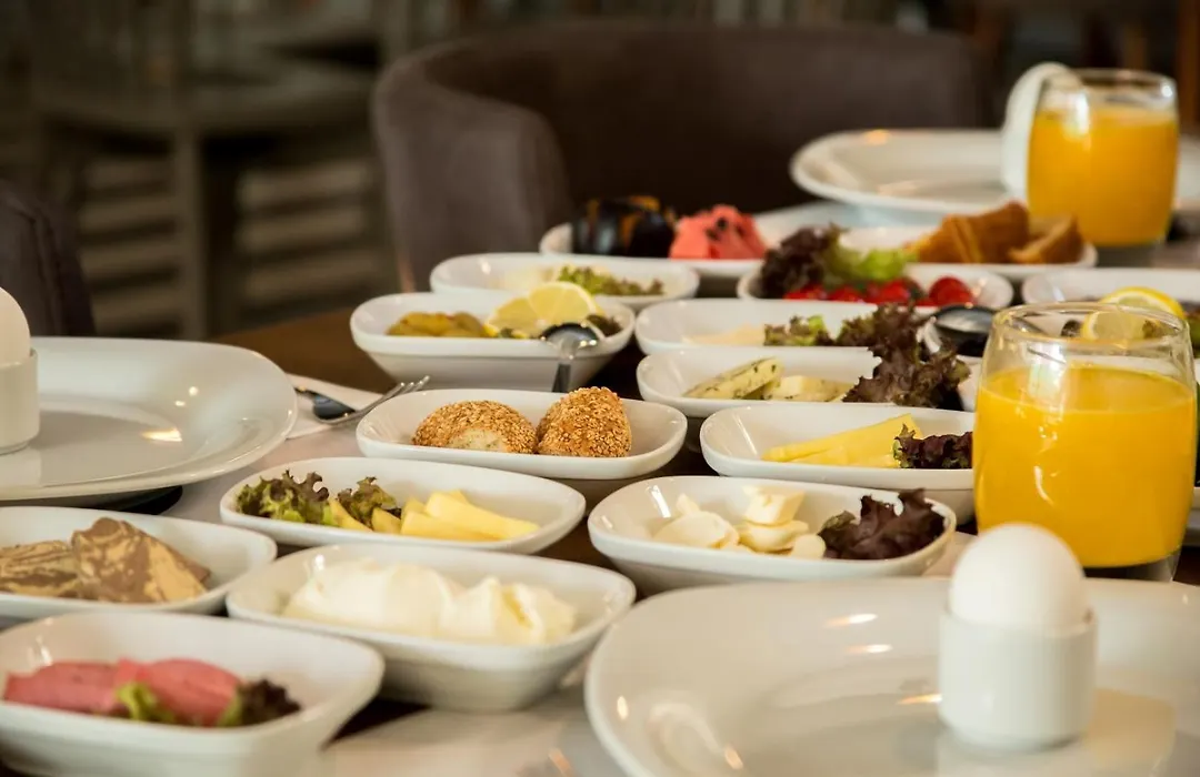 Plus Hotel Bostanci Atasehir-1