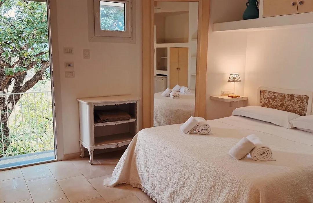 Residence Terra Rossa Taormina-1