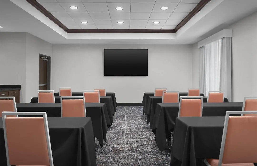 Hampton Inn & Suites Mishawaka/South Bend At Heritage Square-1