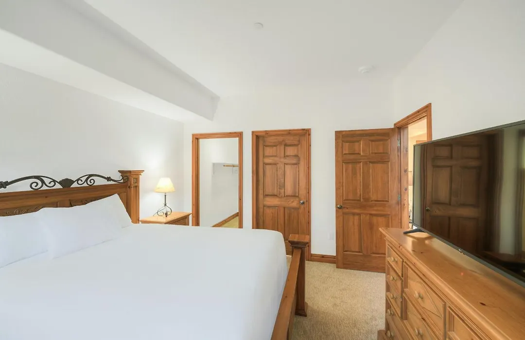 Lodge At Brookside, A Vail Resorts Property-1
