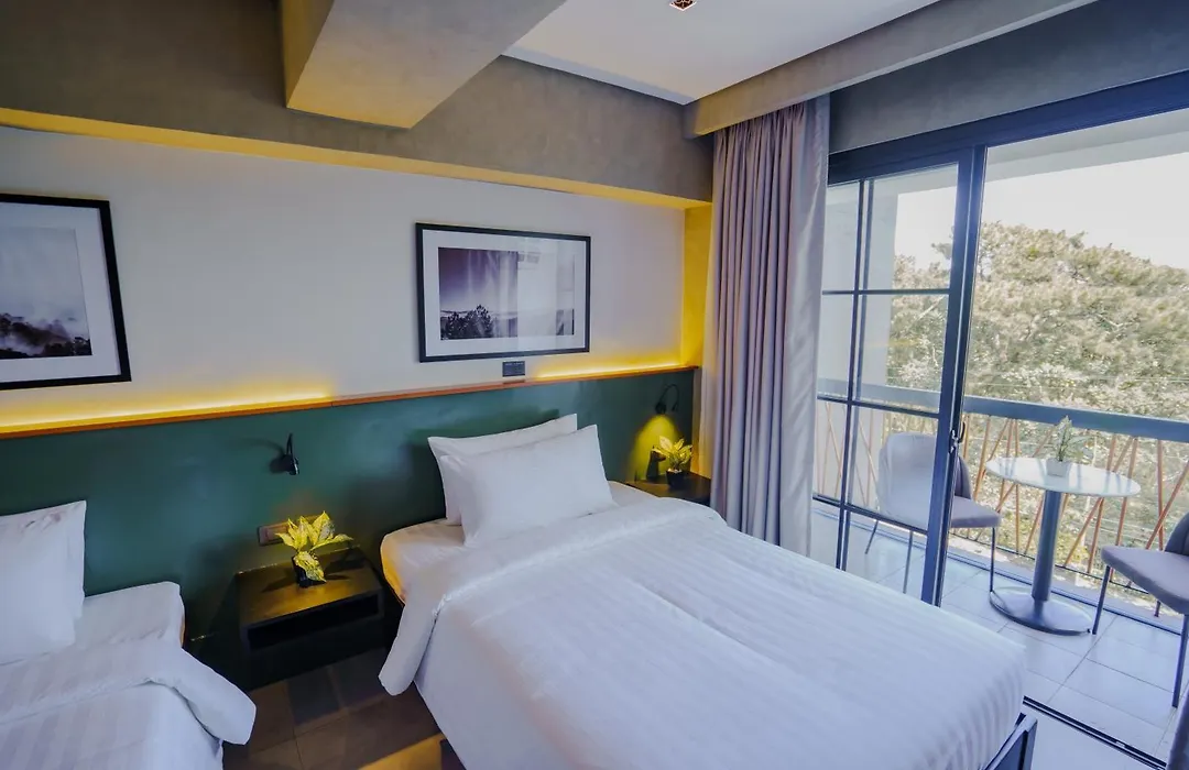 Venus Parkview Hotel-1
