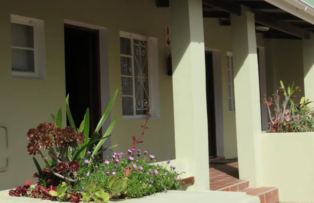 Oak Lodge Guest House-1