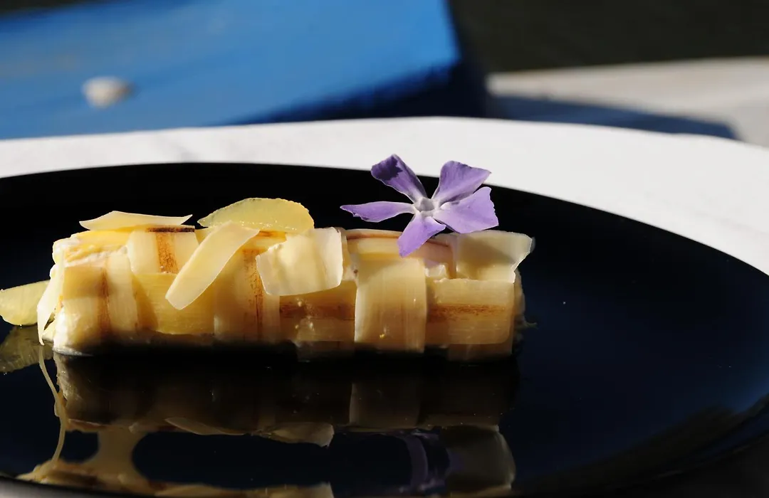Hotel Restaurant Pavillon Bleu-1
