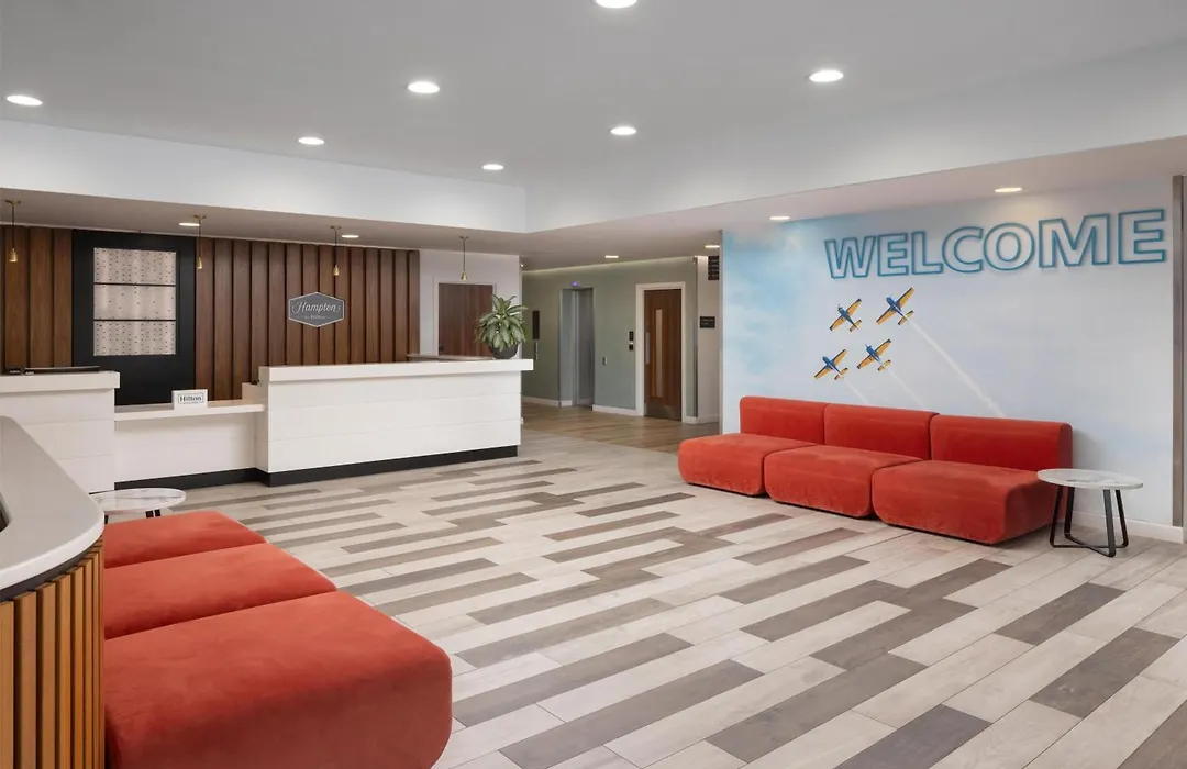 Hampton By Hilton London Stansted Airport-1