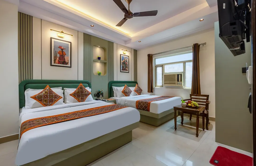 Hotel Golden Wings 2 Mnts New Delhi Railway Station-1