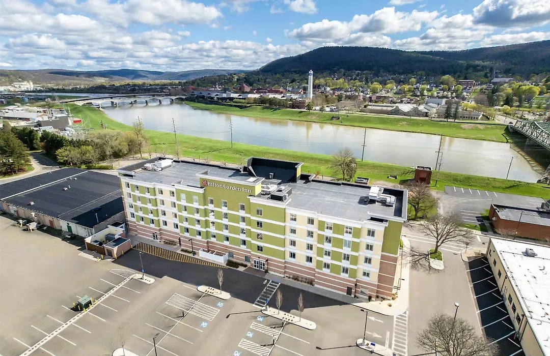 Hilton Garden Inn Corning Downtown-1