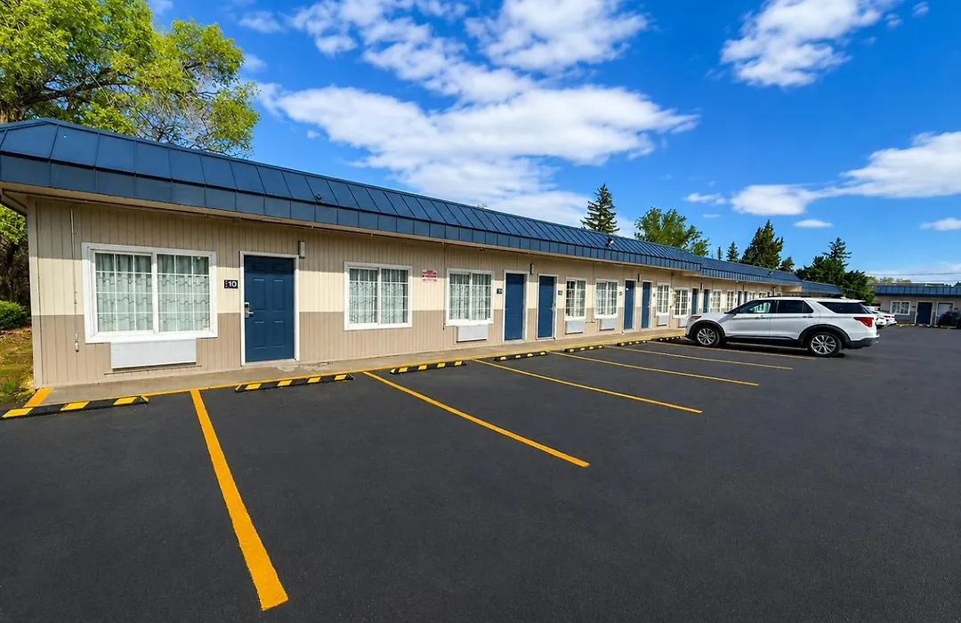 Royal Gateway Motel-1
