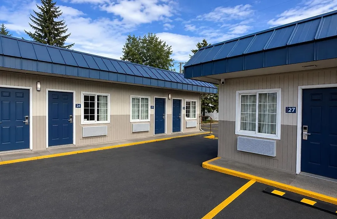 Royal Gateway Motel-1