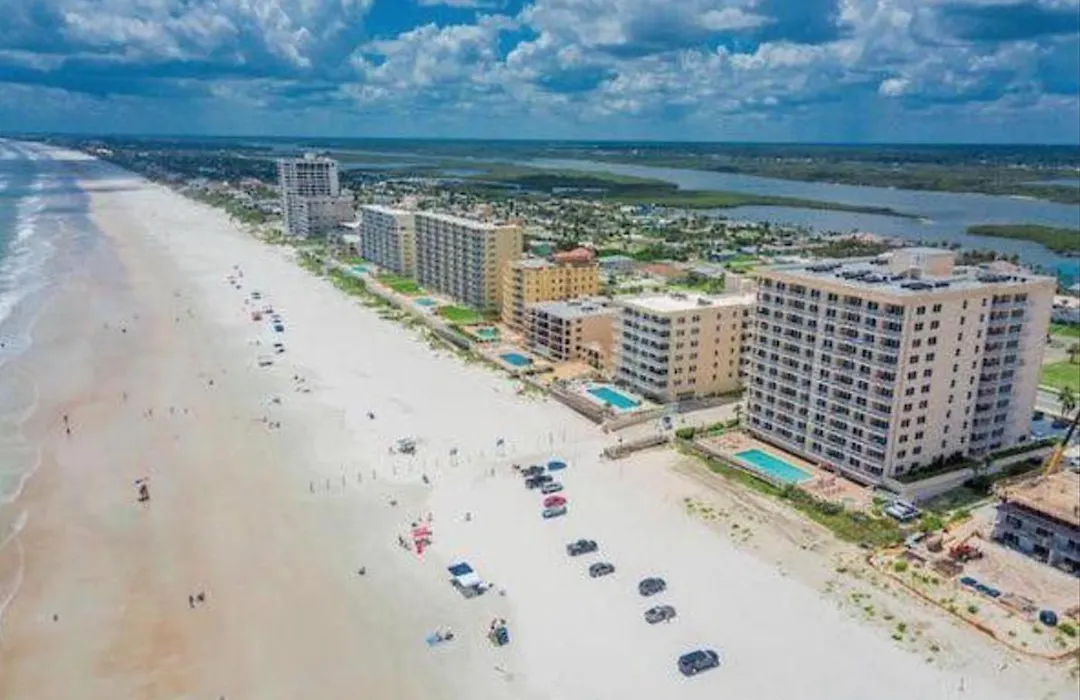 Family Friendly - Direct Oceanfront Sanibel 303-1