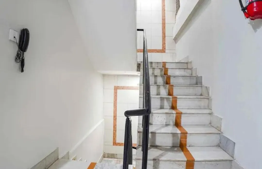 Fabhotel Backstreet-1