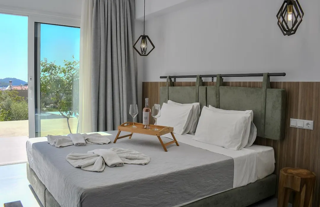 La Fleur Apartments-1