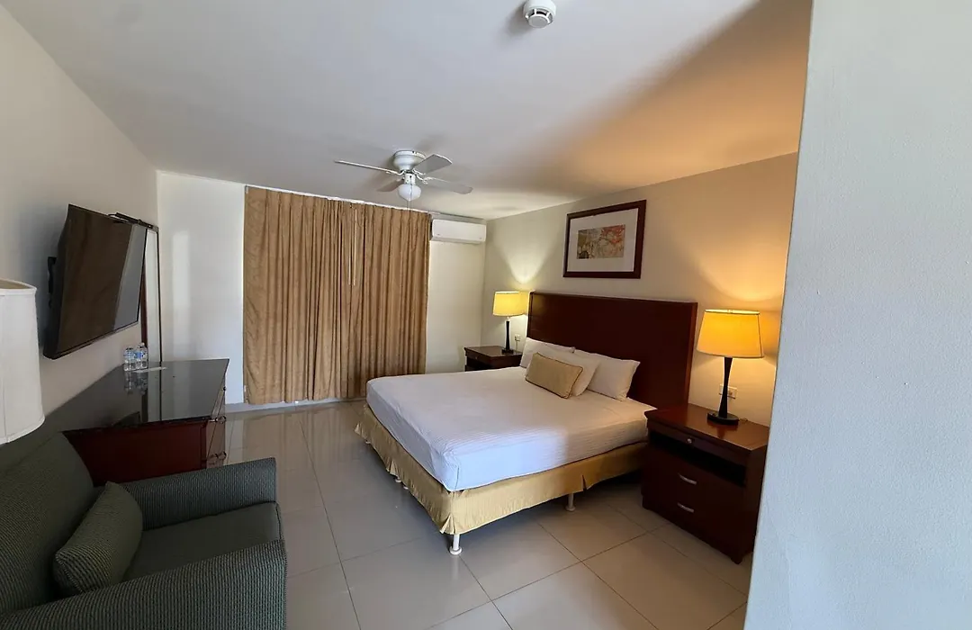 Hotel Presidente-1