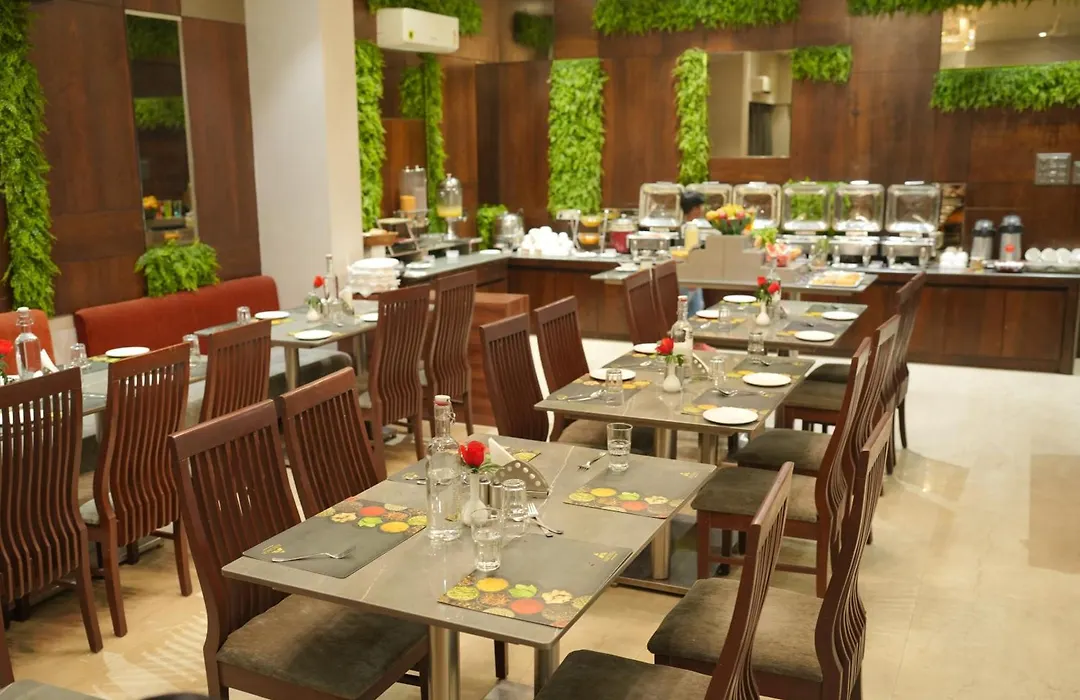 Alaukik Hotel-1