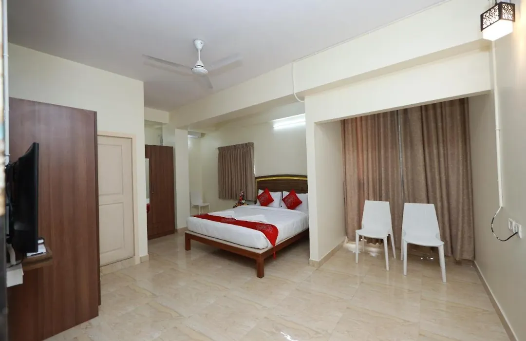 Hotel Amulya Relax Inn-1