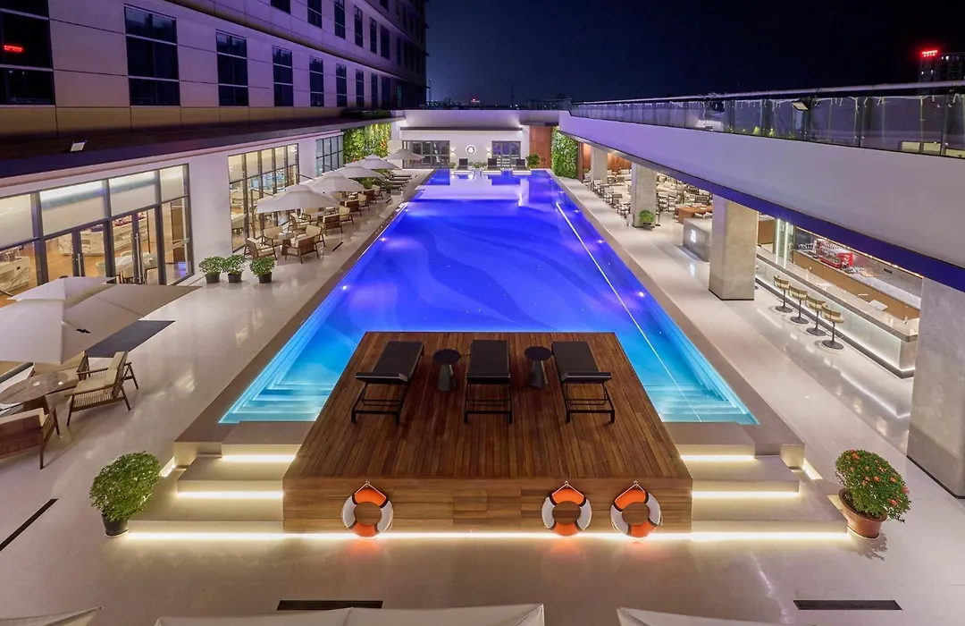 Crowne Plaza Phnom Penh By Ihg 金边皇冠假日酒店 Former Vm Hotel-1