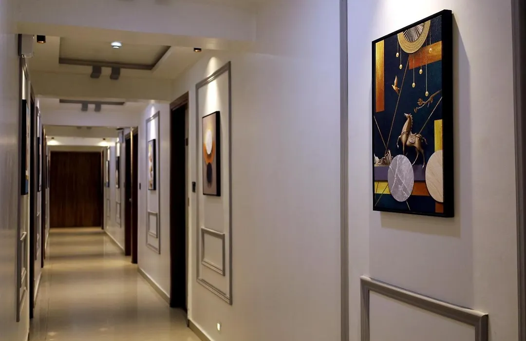 Hotel Gold Leaf-1