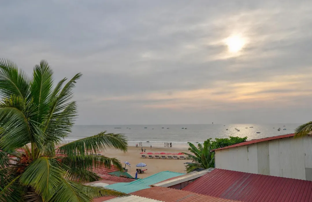 Hotel Salty Waves Baga-1