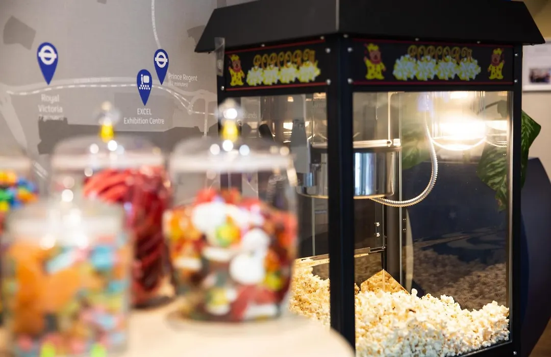 Holiday Inn Express Royal Docks By Ihg-1