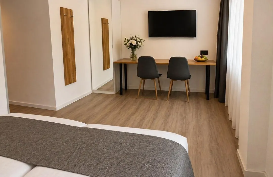 Hotel Drei Koenige-1