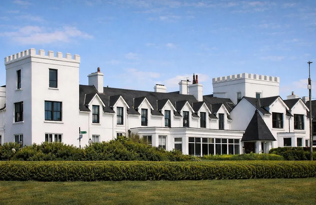 Butler Arms Hotel-1