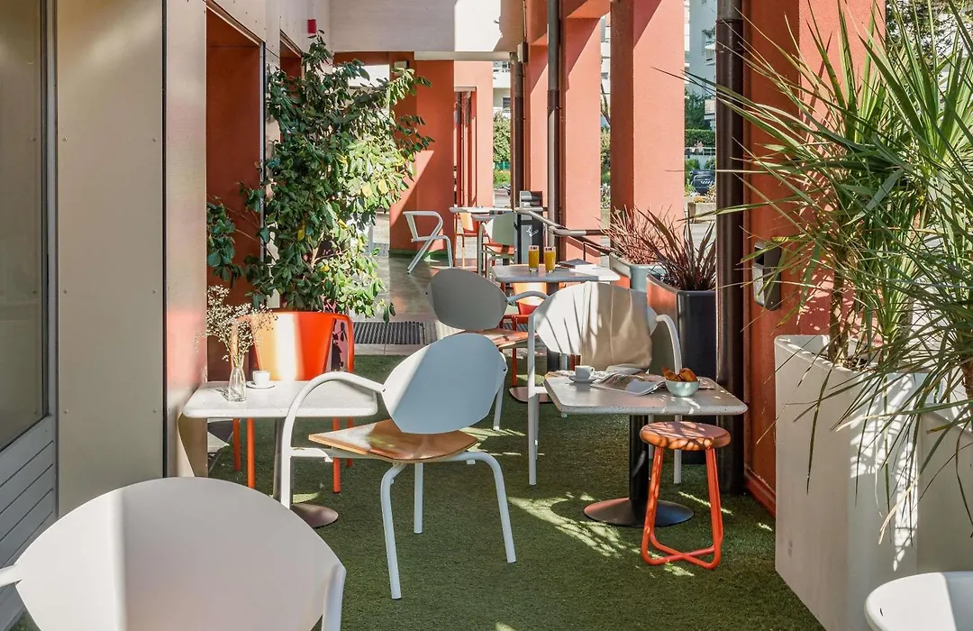 Ibis Styles Annecy Centre Gare-1