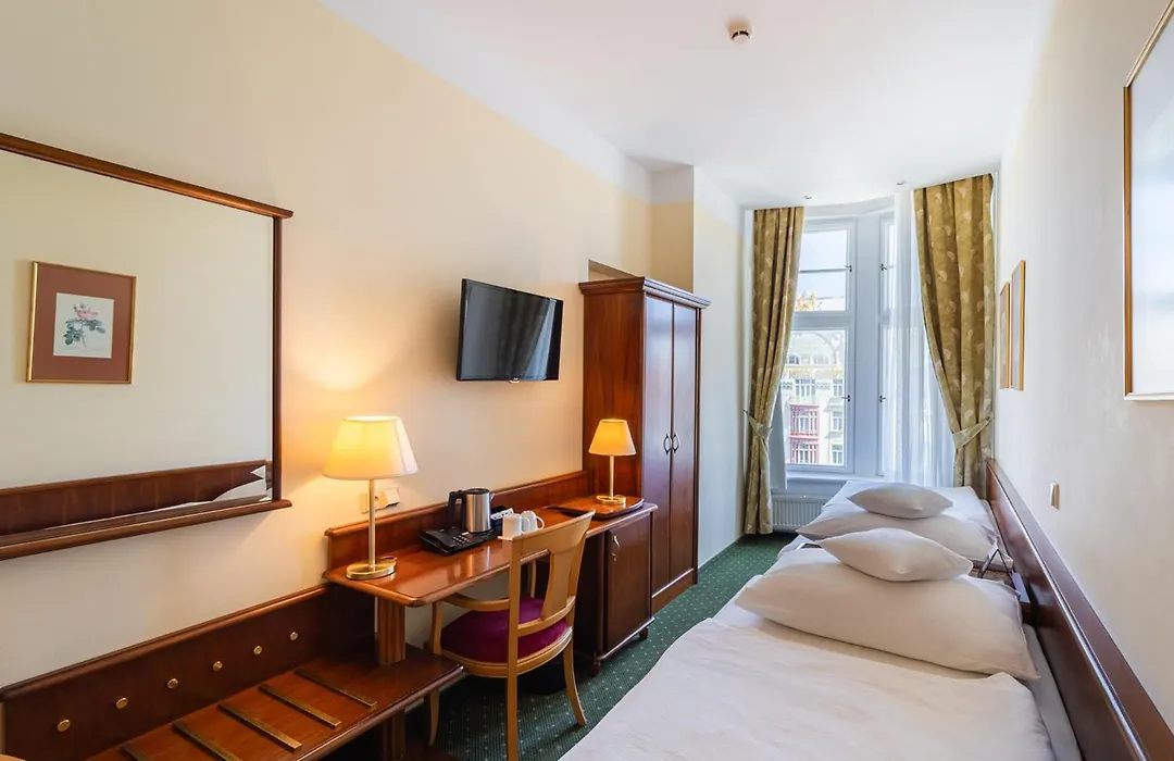 Ea Hotel Rokoko-1