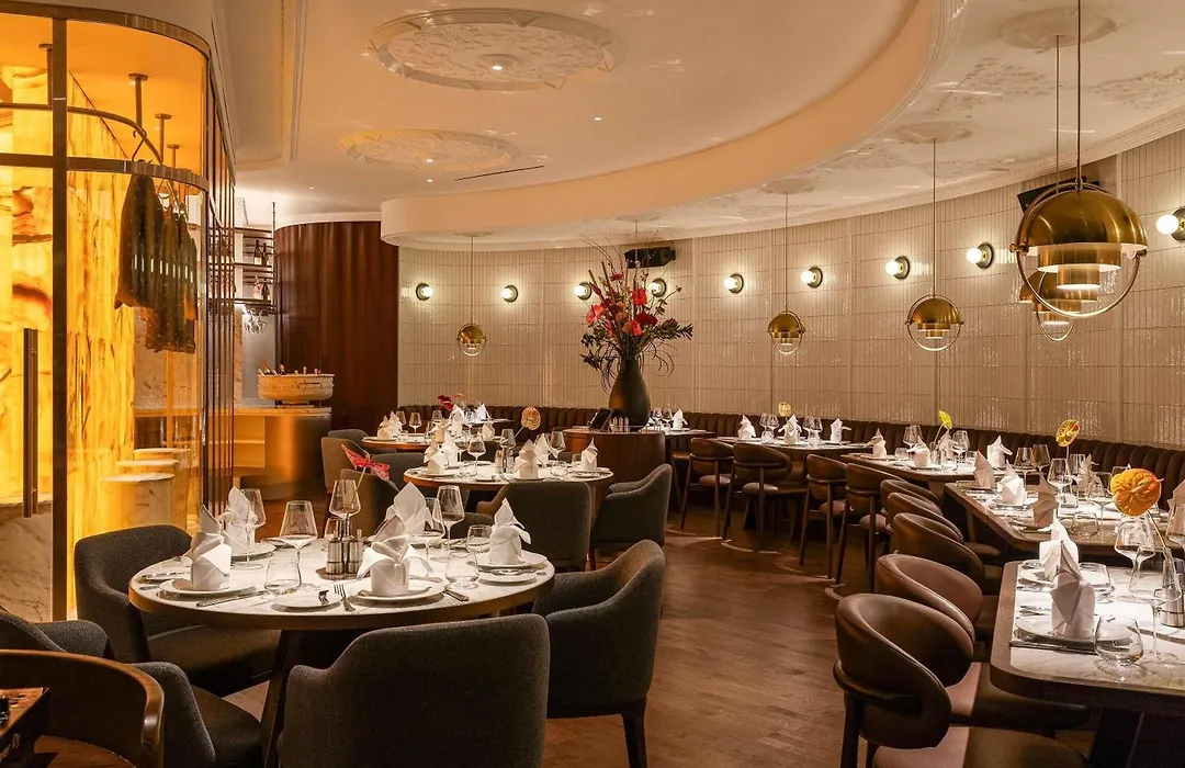 Fairmont Dubai-1