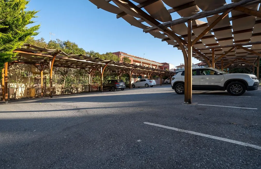 Stratos Hotel-1