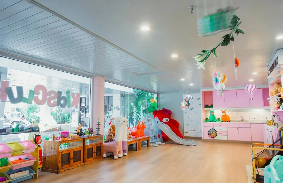 The Royal Paradise Hotel & Spa-1