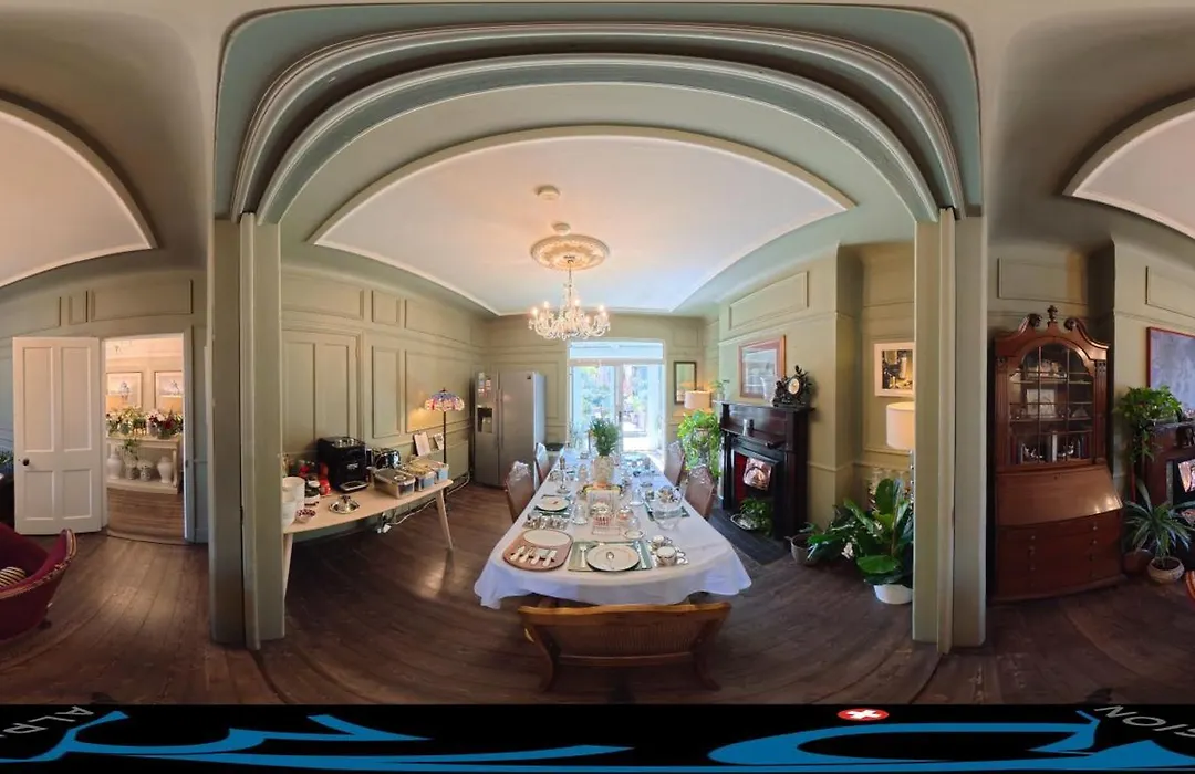 Avoca House-1