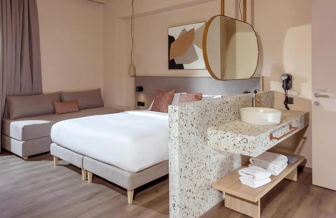 Zeus Hotels Neptuno Beach-1