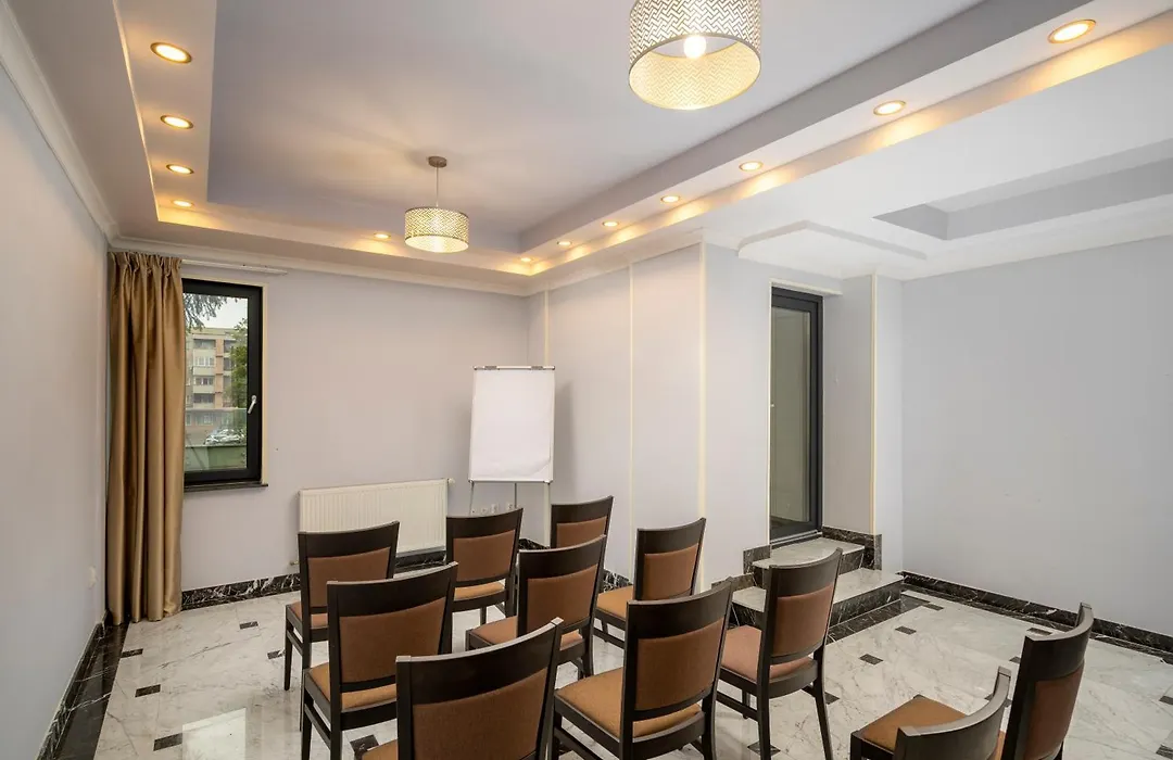 Hotel Sarmis-1