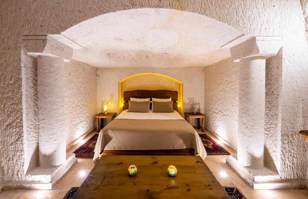 Tulip Cave Suites-1
