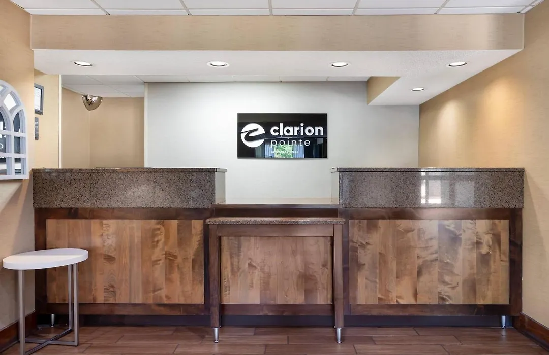 Clarion Pointe Cherokee-1