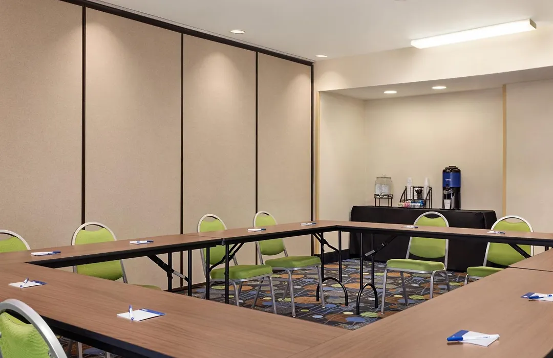 Holiday Inn Express Hotel & Suites Edmond By Ihg-1