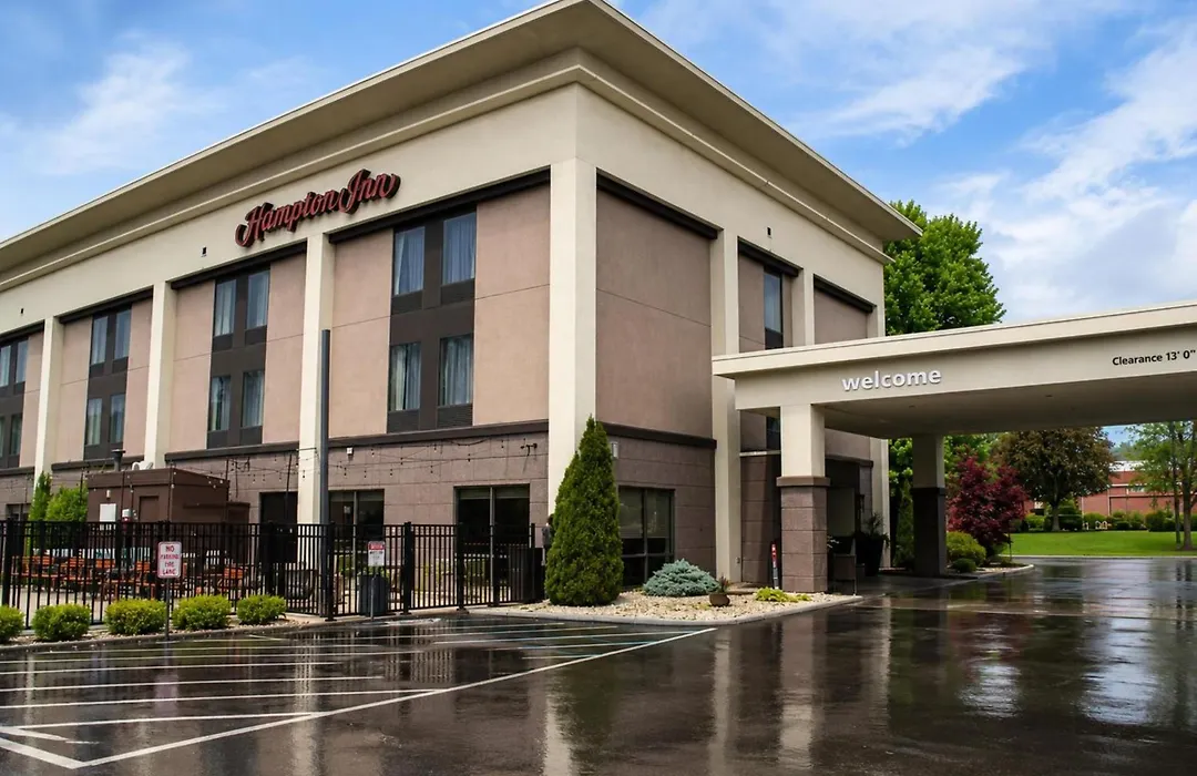 Hampton Inn Summersville-1